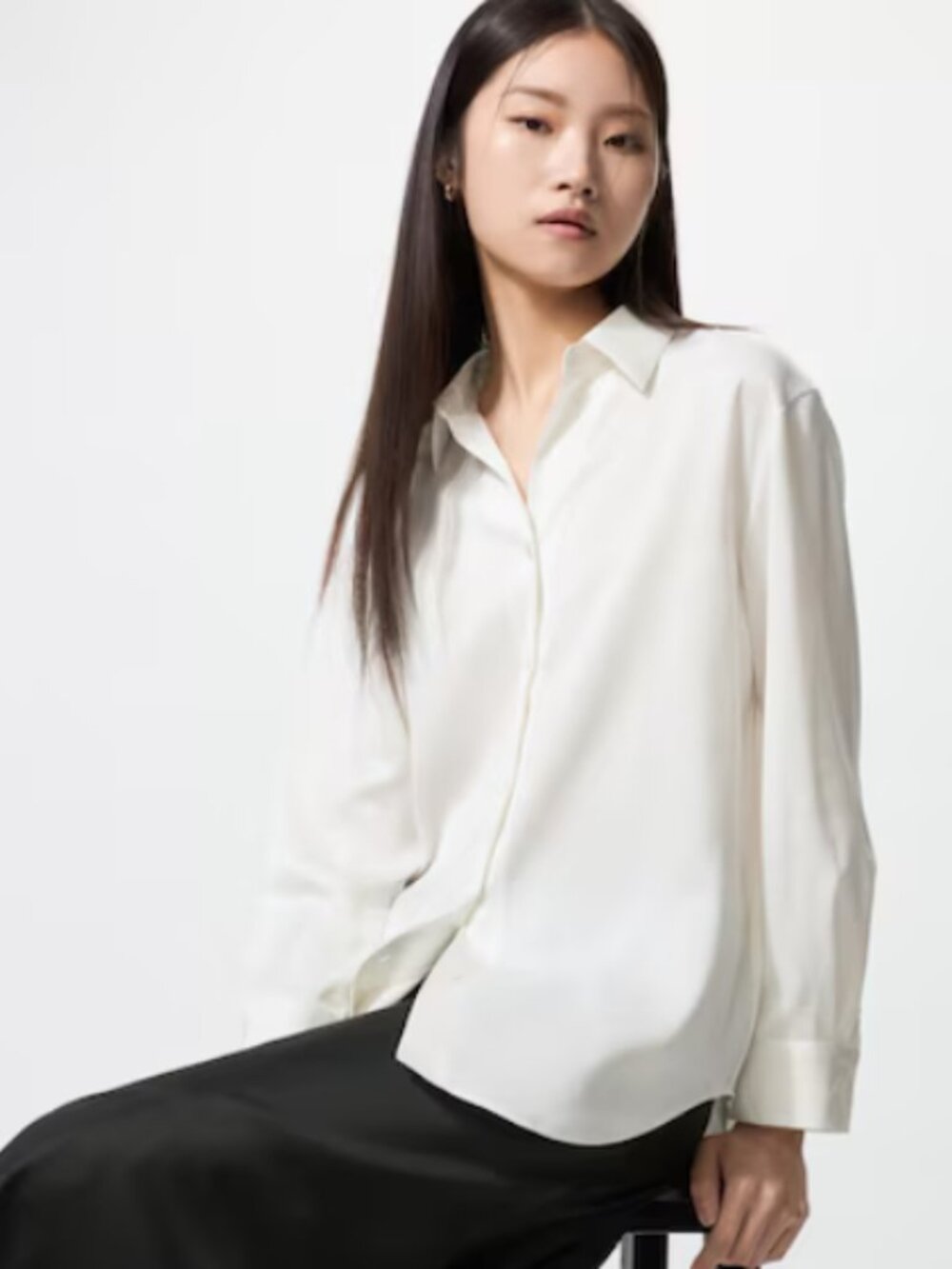 Uniqlo Satin Button Down Blouse, Off White, NWT, Size M
